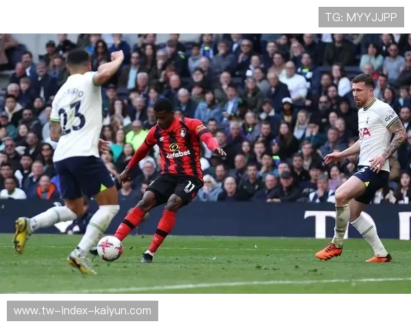 瓦塔拉双响助摩纳哥制胜 边路突击展锋芒